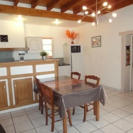 Holiday home House Oihanburia 1