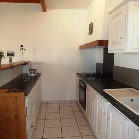 Holiday home House Oihanburia 1